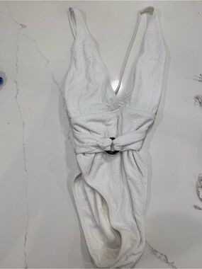 Abercrombie & Fitch White One-Piece Swimsuit with Ring Detail Size Small